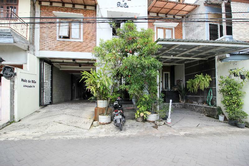 RedDoorz Syariah near UIN Yogyakarta Hotel Bagian luar foto